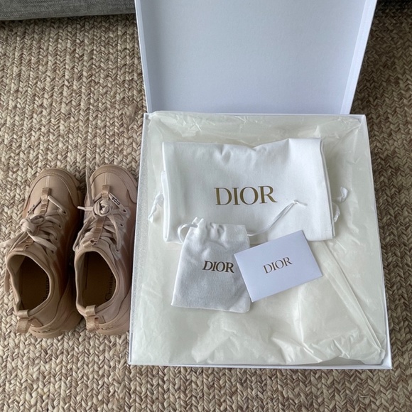 D-Connect Sneaker Nude (Dior) - Picture 13 of 16